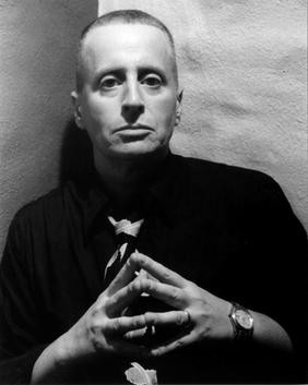 Feinberg in 1997, in a photograph by Ulrike Anhamm